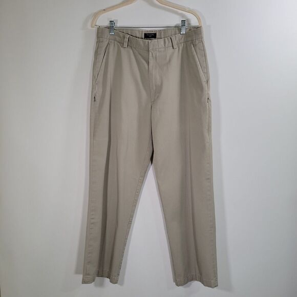 DOCKERS Men's Khaki Pants W33 L30 800 Stain Defender Workwear Tan Neutral Light - Picture 1 of 12